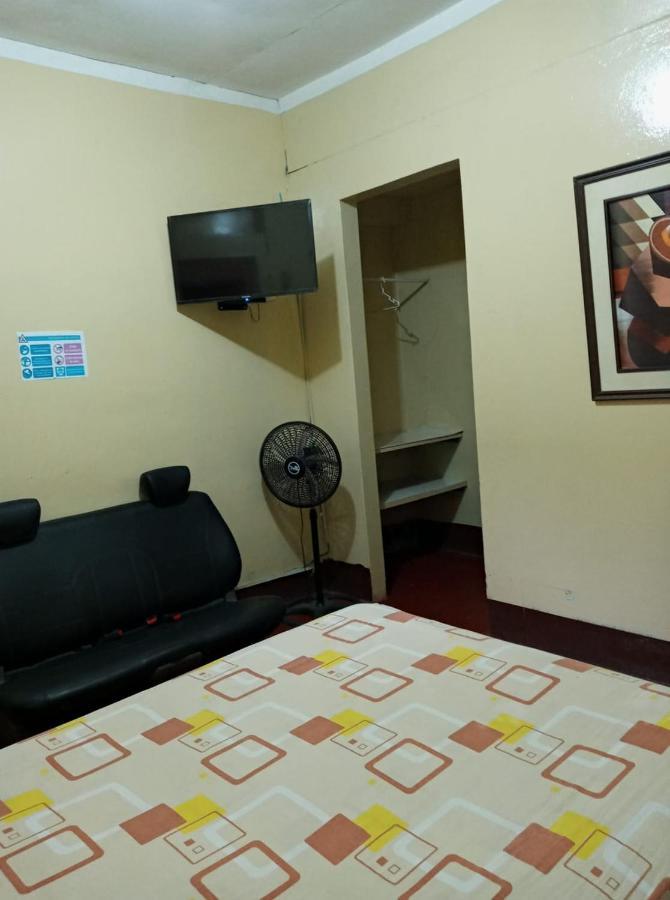 Hostal Virrey & Tours Трухильо Экстерьер фото