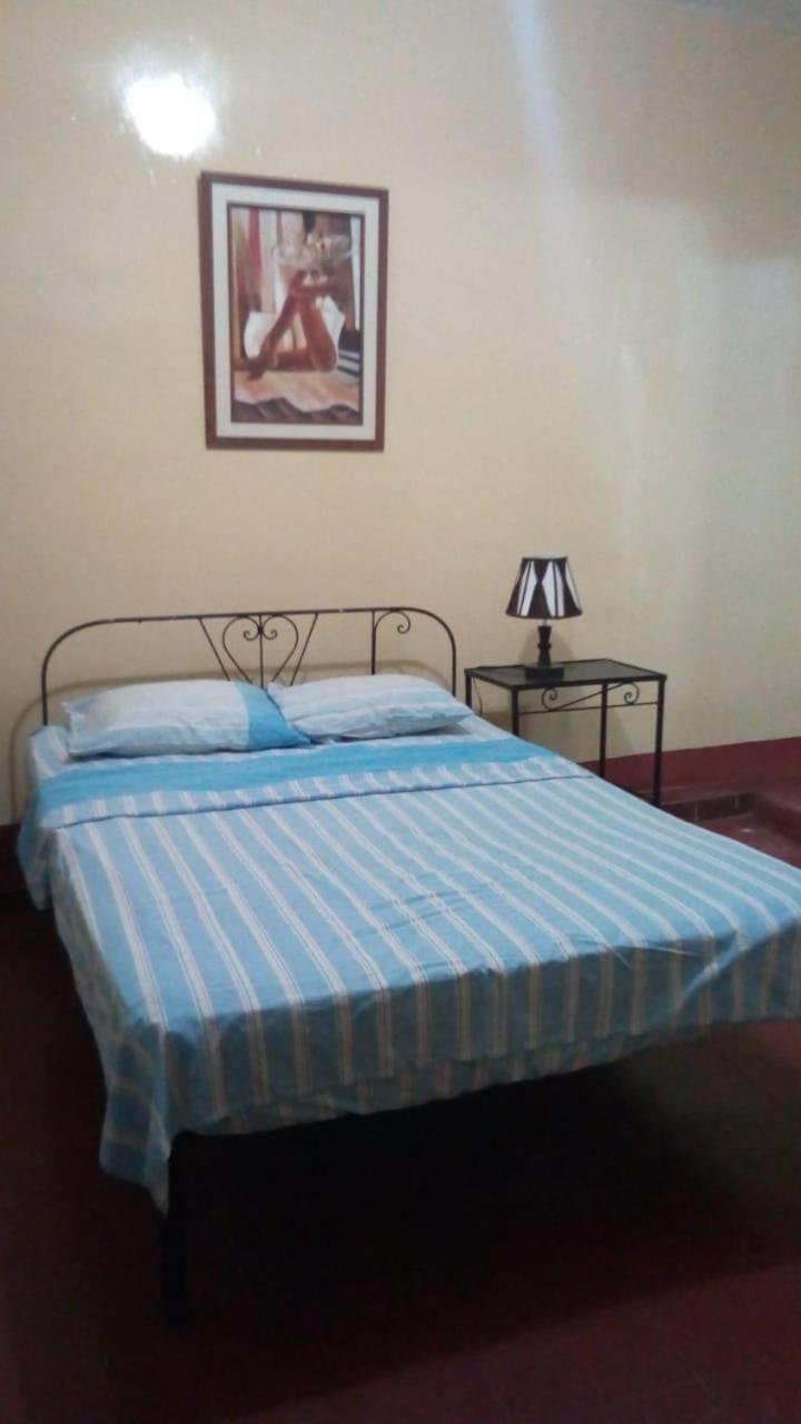 Hostal Virrey & Tours Трухильо Экстерьер фото